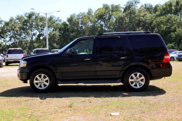 2010 Ford Expedition  XLT Wagon . - $3,200 (Sell Your Auto Fast)63470427577729122