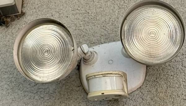 Motion Sensor Security Light 1