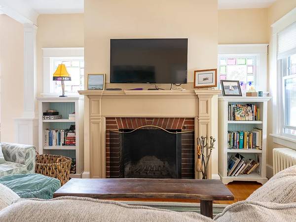 $900 / 2br - 1104ft2 - !!2- bedroom, 2- bath cottage. Fully furnished and outfitted (Middletown)64002829276034123