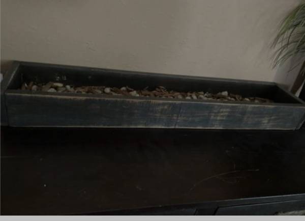 Table box - wooden 1