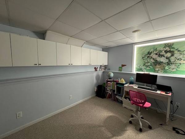 $3,500 / 2br - 3 Story Townhouse - 2 bed  2.5 bath, garage, Available November 15 (Captain Eames Circle)63699353483651123
