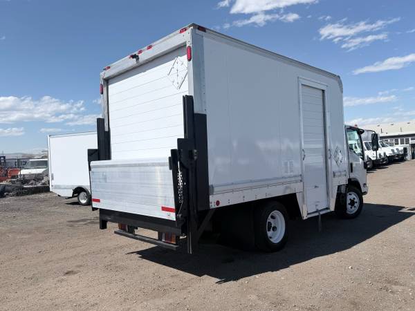 2015 Isuzu NQR - RWD - Photo 12