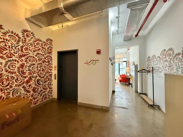 $7,200 / 1800ft2 - Fully Built, Modern Office in Chelsea – No Fee! (Chelsea)63912048325890121