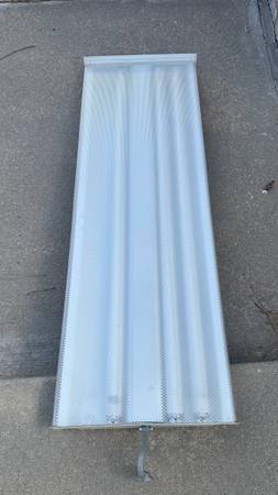 Free garage light 1
