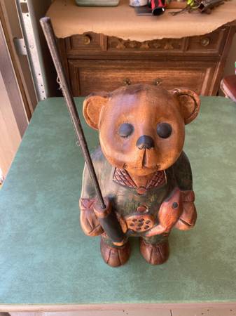 Wood Bear Statue 1