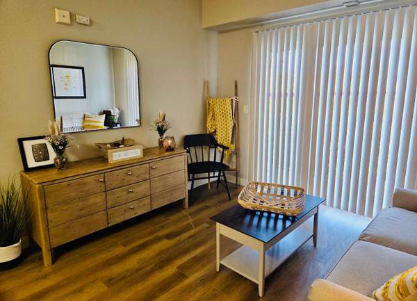 $2,038 / 2br - Make a Splash in Your New Home Today! (1001 E. Marine View Drive, Everett, WA)63688407395969121