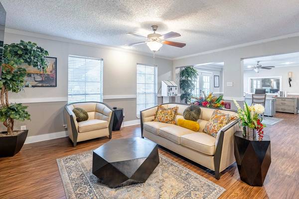 $999 / 1br - 640ft2 - 1 BD, On-Site Laundry Facility, Picnic Area (12221 Fleming Dr, Houston, TX)63906678334466123