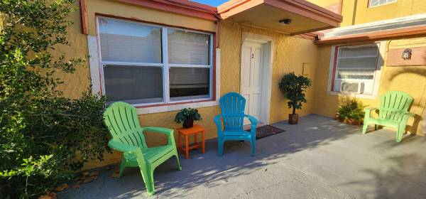 $1,400 / 1br - $1400 Estudio / 1 baño - ¡Al otro lado de la playa! (Ft. Pierce - South Hutchinson Island)63799908971649123