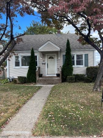 Come home, kick off your shoes Home in Garfield City. 4 Beds, 1 Baths 1