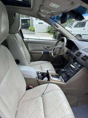2009 Volvo XC 90 - $4,49963620661965699124