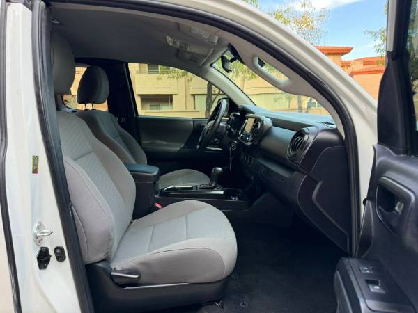 2023 Toyota Tacoma Access Cab - Photo 11