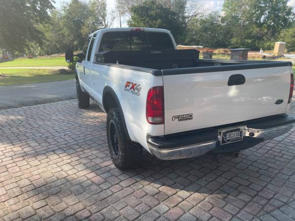 2003 Ford F250 XLT - Photo 3