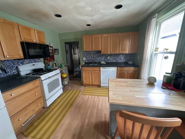 $4,500 / 2br - 2 bdrm furnished private apt! (North Cambridge)63839290350979122