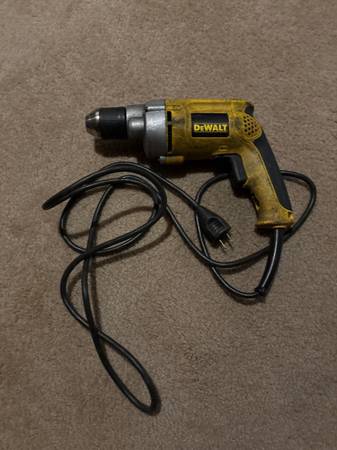 Dewalt Drill 1