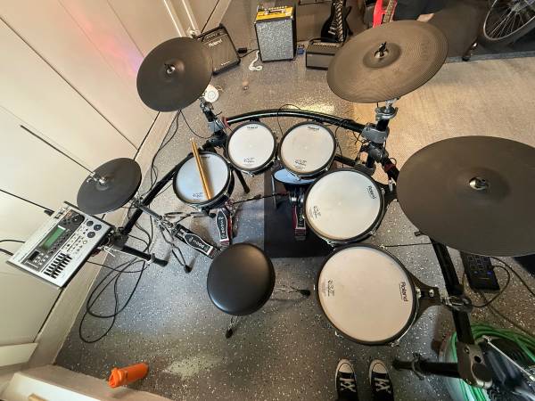 Roland TD-20 Drum Kit 1
