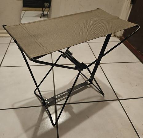 Coleman Foldable Camp Stool 1