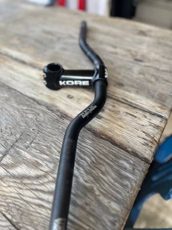 Profile John Tomac MTB bars and Kore Stem 1