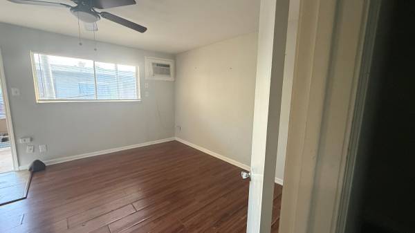 Charming 525 SF Studio – Open-Concept Living in a Great Location! 1