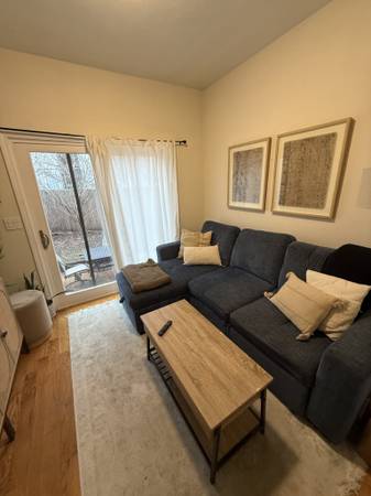 $995 / 3br - Somerville Room in 3 Bed/1 Bath | Pet Friendly | Near Lechmere63620449144963124