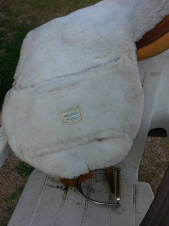 Horse Riding Saddle Pad English 1