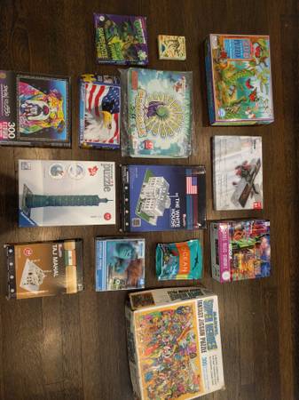16 puzzles including many 3D puzzles 1