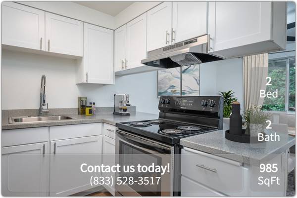 $1,575 / 2br - 985ft2 - Sweeping views are just outside your window! 2 Bd, 2 Ba, 985 SqFt! (Gresham - 12-Minute Drive to Blue Lake Regional Park)63914971174915121