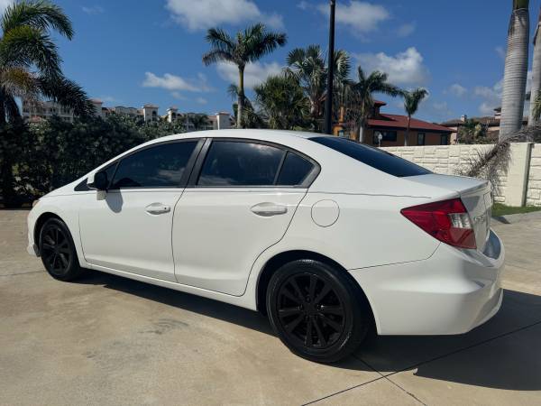 12 HONDA CIVIC EX   ¡PRECIO BAJO! - $6,499 (TAMPA / LARGO)63443026448387121