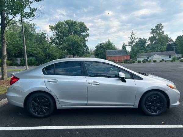 2012 Honda civic - $3,950 (Herndon)63439859352193123