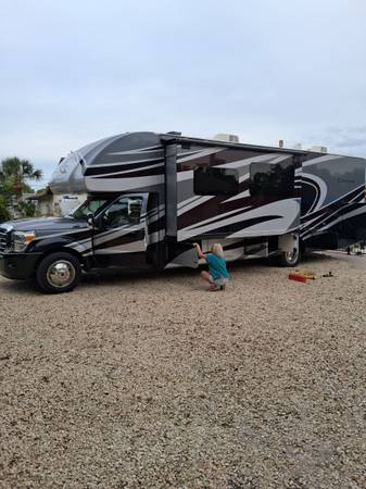 2017 thor by chateau f550 diesel 1