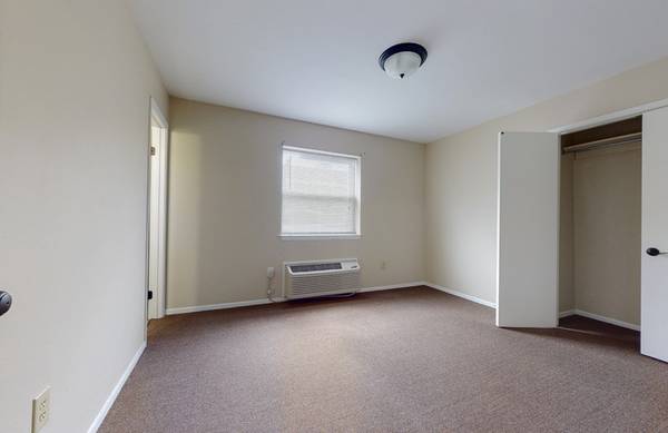 $960 / 1br - 550ft2 - 1 bedroom in walking distance to all Bucktown has to offer! (Metairie)63792146054019124
