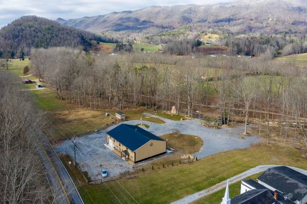$1350.00 / 2br - 1300ft2 - 2+ bedroom Townhouse for Rent on Indian Creek River63661904861953122