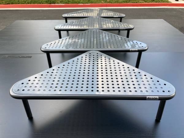 ALLSOP DESK RISERS 1