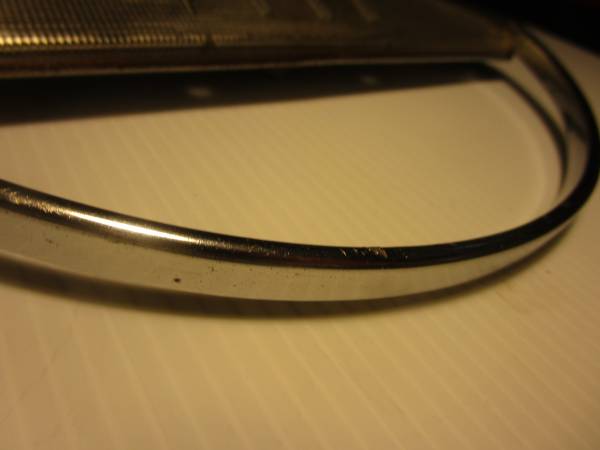Botón de bocina para volante de Ford Custom 1951 1A-3624-A - $75 (Roseville)63440113934723123