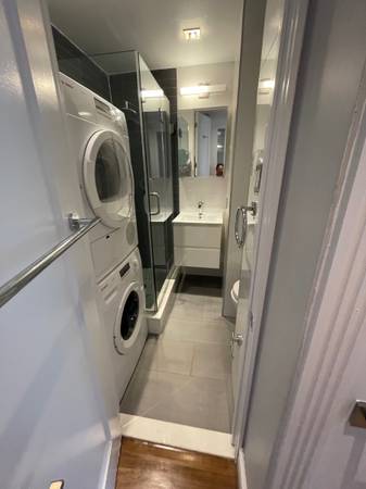 $6,995 / 3br - No Fee 3 Bed 1 bath E 13 street prime EV spacious 929 724 - 0948 (East Village)63886653874945122