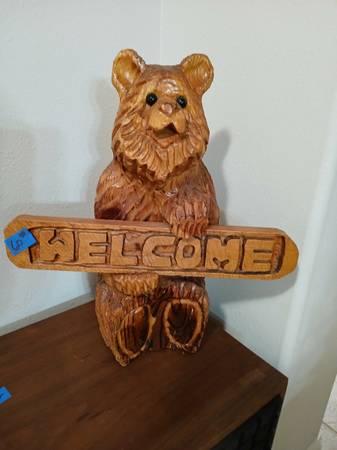 Chainsaw Carved Wood Bear 1