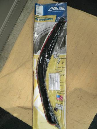 AVS 2 PC SIDE WINDOW DEFLECTORS FOR 06 CADILLAC, TAHOE. GMC YUKON NEW 1