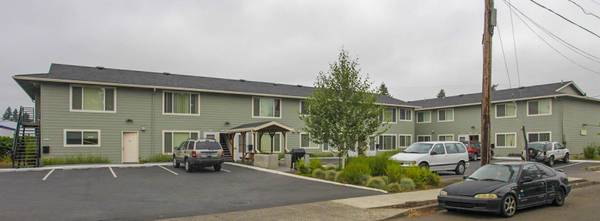 $1.163 / 1br - Persianas, Área para Barbacoa/Comedor al Aire Libre, 1/BD (7531 SE Steele St, Portland, OR)63831397049089122