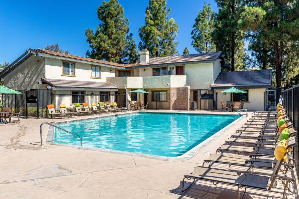 $2,219 / 1br - 733ft2 - 1Br 1Bt $500 Off Move In Special Limited Time Only! Why Wait Call Now! (Poway)63663973570561121