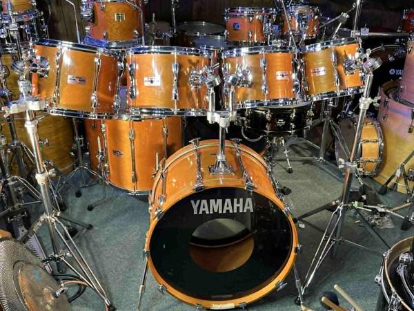 YAMAHA RECORDING SERIES 1980'S 7PC DRUM SET 1