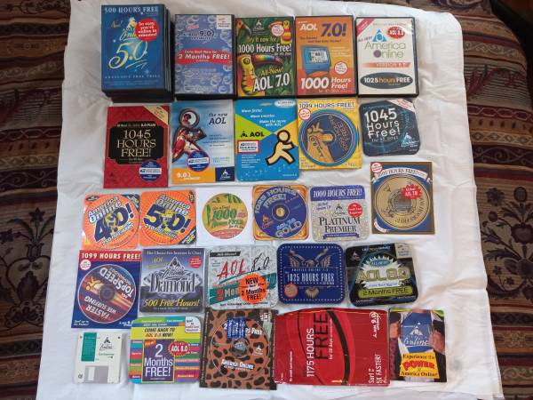 AOL (America OnLine) CDs Disk Collection, DIFFERENT * 58 TOTAL 1