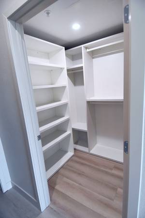 $2,200 / 1br - 760ft2 - New LUXE Apt in Dwntwn Roseville! Reduced Rent Special only one left! (Downtown, Roseville)63844736409347124