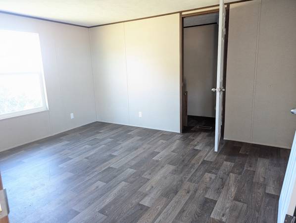 $44,999 / 2br - 924ft2 - 2023 Manufactured Home For Same - Home Must be Moved (Splendora, TX)63924168566275124