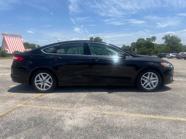 2016 FORD FUSION SE CASH DEAL OR BANK LOAN !! LEATHER SUNROOF!!! - $6,595 (Austin)63439493898499124