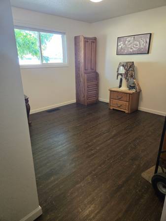 $389,950 / 4br - 1664ft2 - Kennewick Rambler (Kennewick)64146795010946122