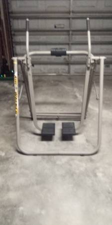 GLIDIER EXERCISE EQUIPMENT 1