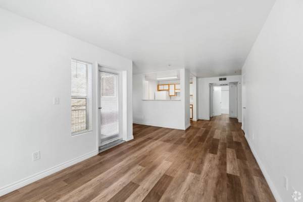 $1,988 / 2br - 735ft2 - ✨ Comfortable 62+ Living in LA (1221 W 7th St, Los Angeles, CA)63840114037891120