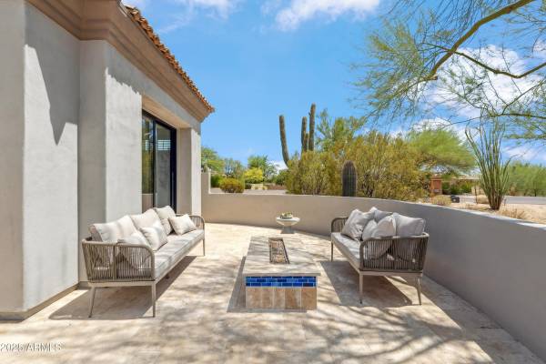 $3,325,000 / 5br - 4436ft2 - 5 Bed Residential in Scottsdale (Scottsdale, AZ, $3,325,000) (Scottsdale, AZ)64024826418050124