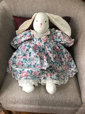 VINTAGE BUNNY DOLL 1