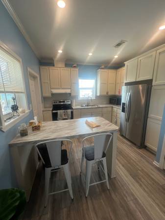$4,590 / 1br - 1100ft2 - Special Seaside Home (Big Pine Key,Florida Keys)63838115511427121
