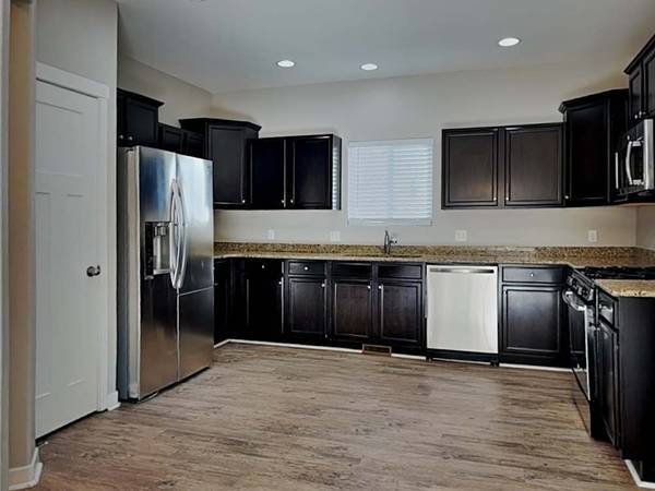 $1,700 / 4br - 2516ft2 - Spacious 4-Bedroom Home in Peaceful Black Forest Area (Colo Springs)63658246980227122